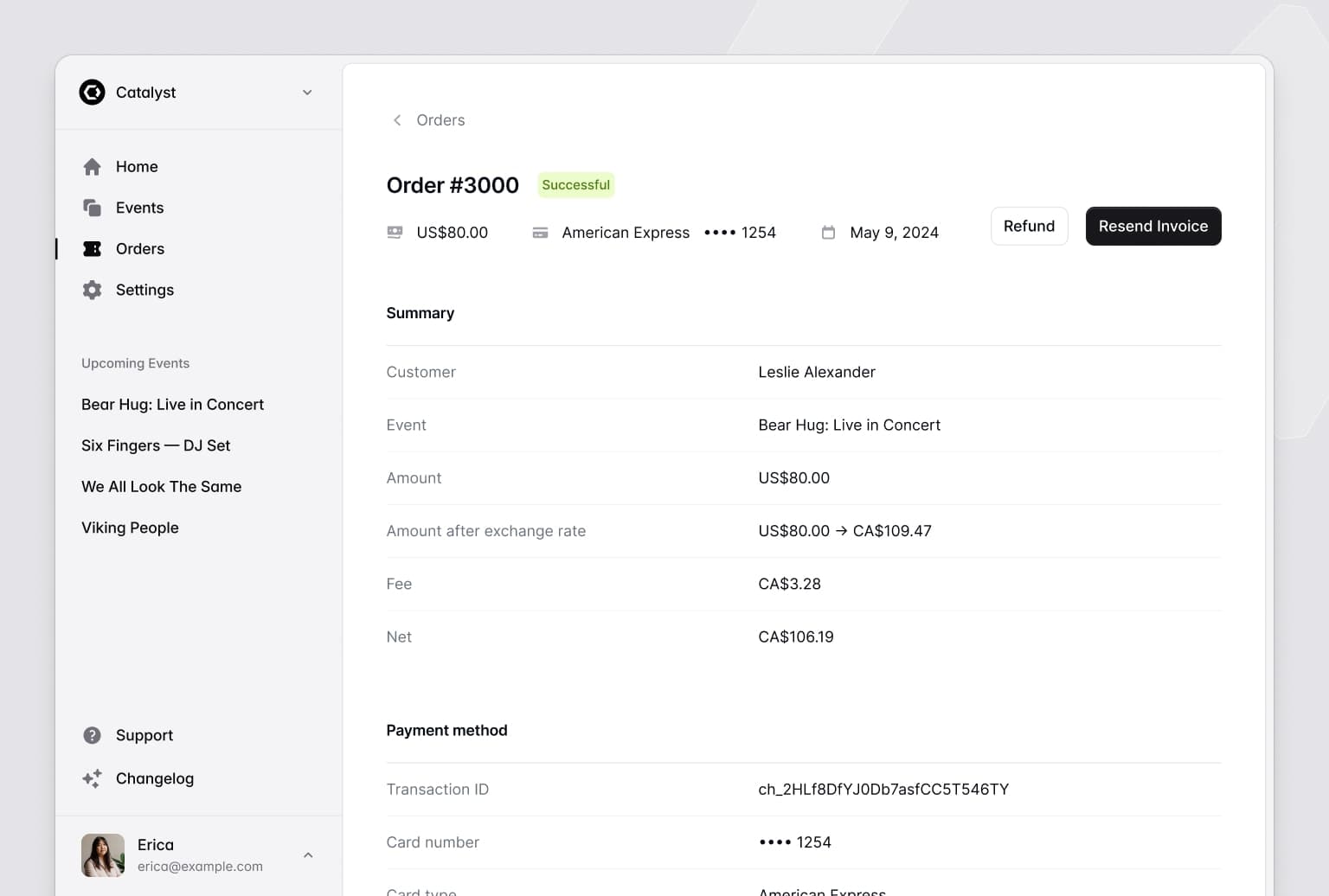 侧边栏布局示例